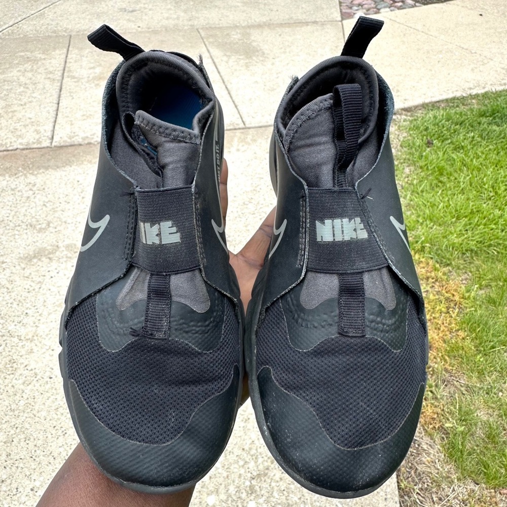 Nike Flex Runner 2 Big Kids' Road Running Shoes Size 4Y Black Sneakers - Picture 5 of 13